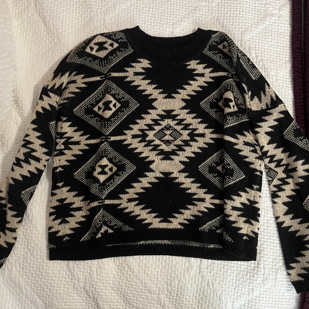 F21- Aztec Sweater (S)